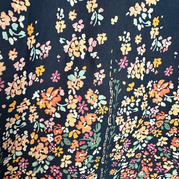 St. John's Bay Blue Ruffled V-Neck Blouse (747) - Picture 7 of 9